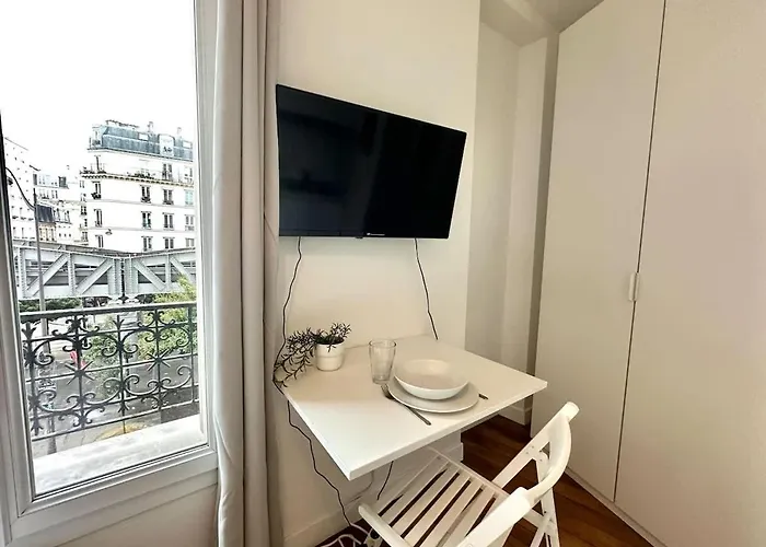 325 Bardot - Cosy Center